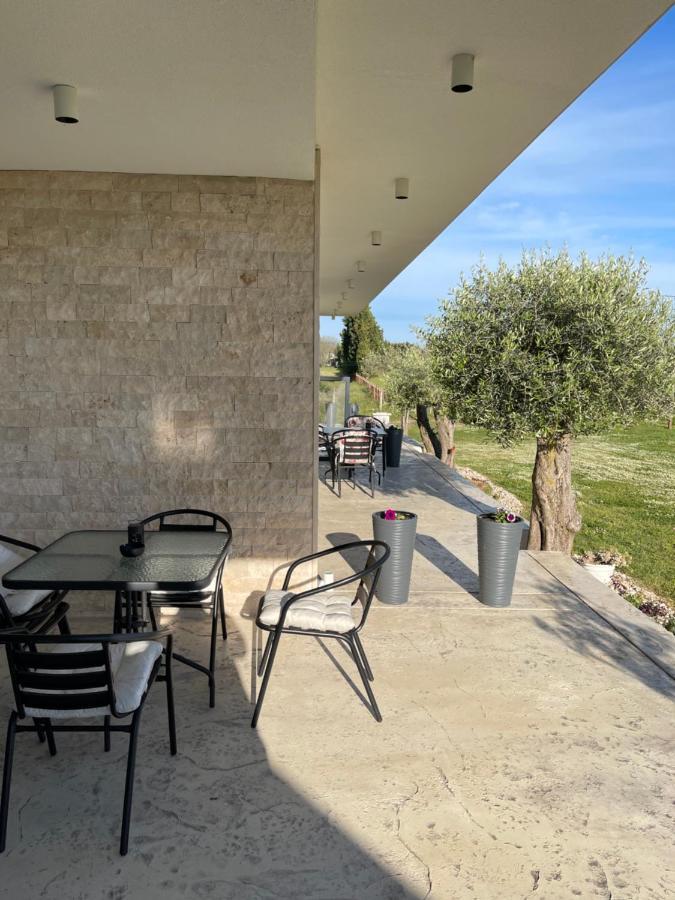 Lux Sereno Village Ulcinj Exteriör bild
